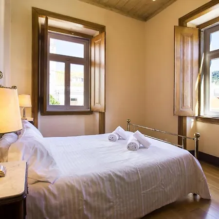 Sleeps 7 With Pool Villa Sesimbra